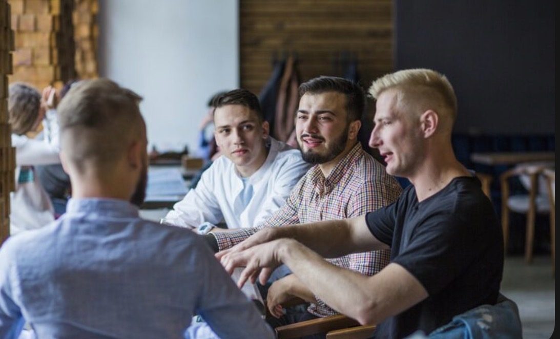 Мужская группа: как признать, что ты — агрессор, и не потерять себя