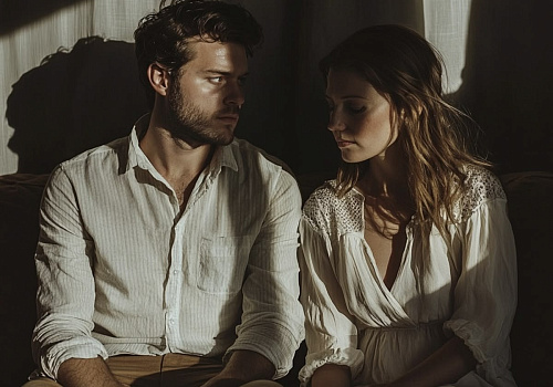 Когда слова ранят: как психолог Кризисного центра помогает распознать и обезвредить разрушительные обороты в отношениях