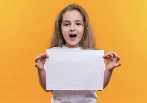 Страх чистого листа: как специалисты филиала «Маленькая мама» помогли 4-летней Инге